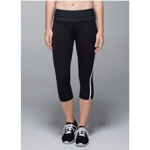 Lululemon Up The Pace Crop Leggings Sz 6 Black Sweet Spot Angel Wing Jogger Pant